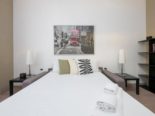 Xenia Milano - 2 rooms apt in Corso Como 6