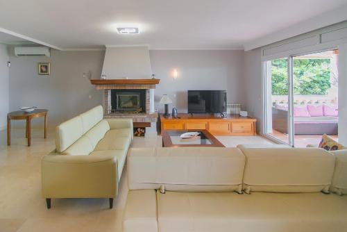 WELCS CASA 427 EMP con piscina compartida
