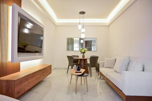 Ikaros Luxury Apartment