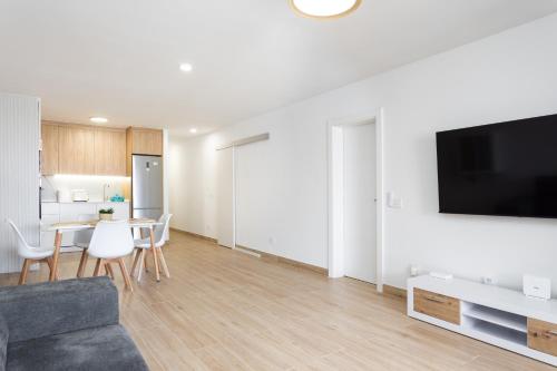 LAS AMÉRICAS PREMIUM - 2 Bedrooms Pool & 20m2 Terrace