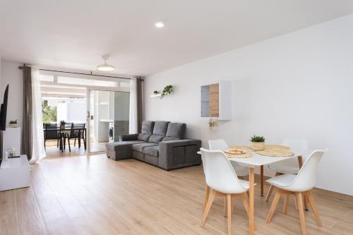 LAS AMÉRICAS PREMIUM - 2 Bedrooms Pool & 20m2 Terrace