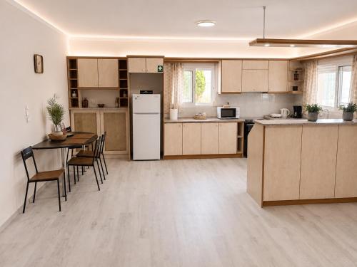 Manos house 15 minutes from the airport