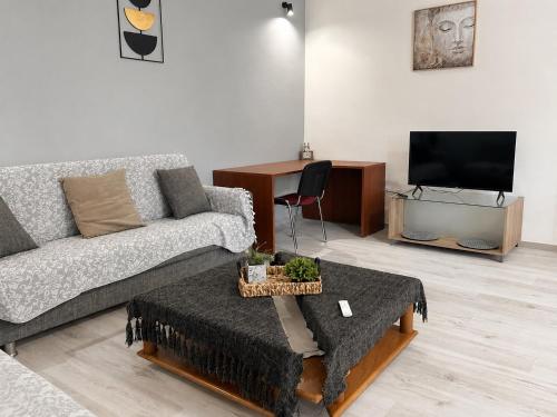 Manos house 15 minutes from the airport