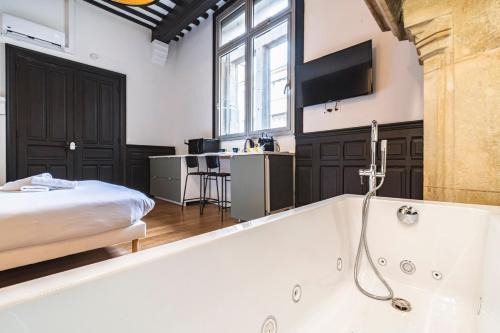 L'Arche, Maison des Tournelles #cathédralereims