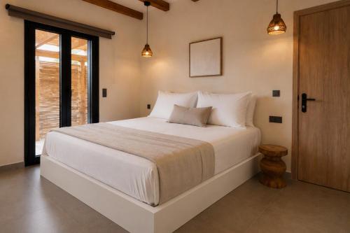Oenops Kampos Retreat