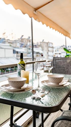 Artemis, Athens Terrace Escape near the Metro