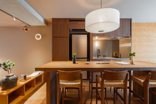 Voma Hotel Shinjuku, Newly Built in 2026, 1F, Hotel Quality, 4-Minute Walk From the Station