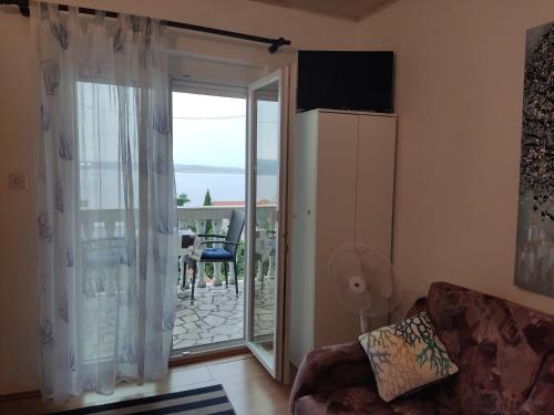 CHEAPEST APARTMENT MIRAMARE WITH FULL PANORAMIC SEA VIEW BETWEEN TO SANDY AND PEBBLE BEACH s