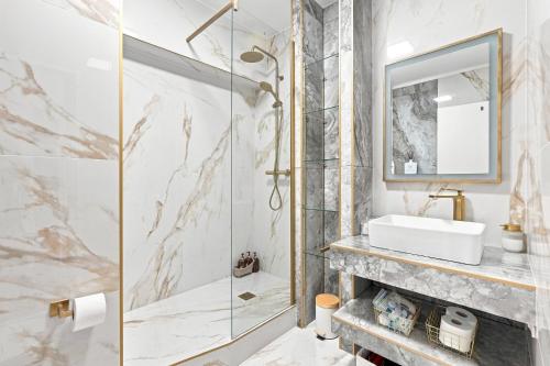 Grange- Appartement 1 chambre rénové Canal Saint-Martin