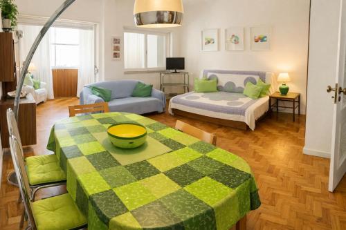 Sesimbra Beach Studio