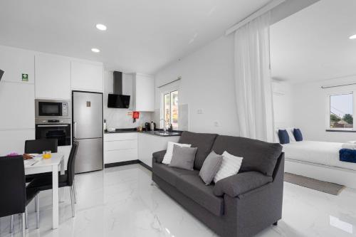 Branco's Apartment 02 by GALMI