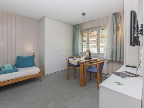 Apartment Suzanne Nr- 21 by Interhome