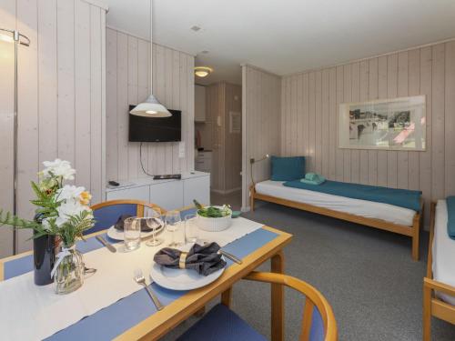 Apartment Suzanne Nr- 21 by Interhome