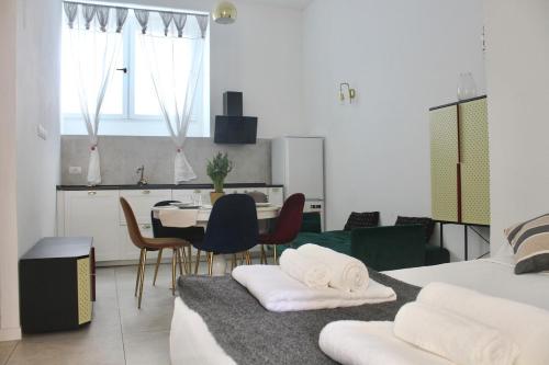 Urban 1-BR Atelier 1 min to Romolo