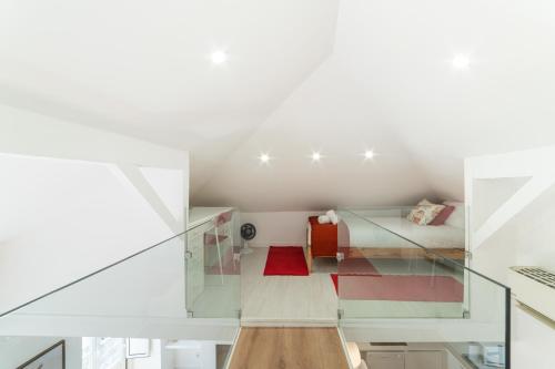 Elegant Duplex by Downtown Lisbon - Sleeps 6
