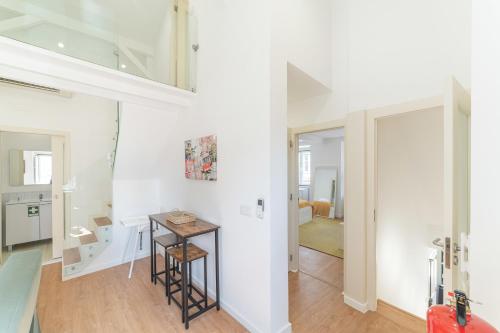 Elegant Duplex by Downtown Lisbon - Sleeps 6