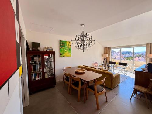 Sunny apartment with amazing view