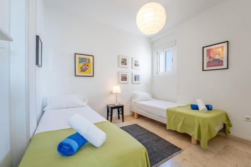 Apartment with Panoramic Sea views - Pass the Keys