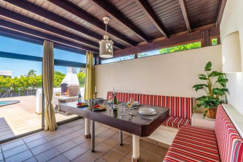 Villa Victoria Luz by Villa Plus