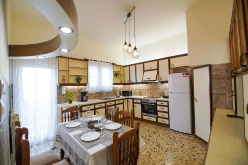Angeliki's Cozy Apartment Piraeus Port, Greece