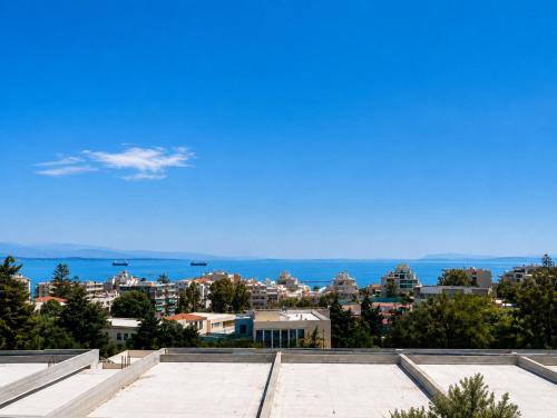 Panoramic White Blue