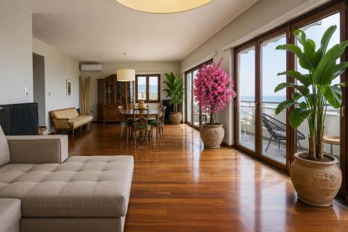 Panoramic Loft