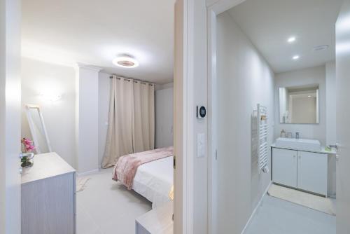 In the Heart of Cannes - Central and Elegant
