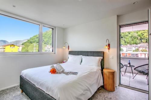 Urban Maggiolina Sunset with Terrace & Mountain Views - Happy Rentals