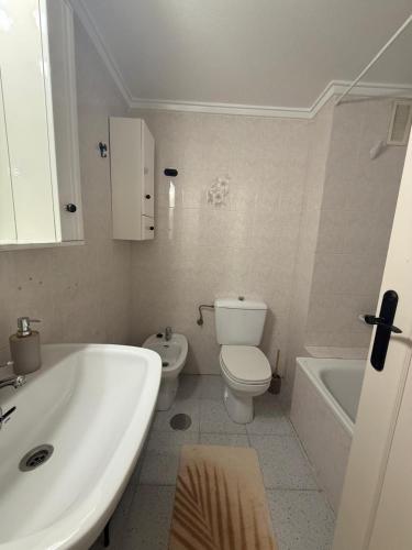 Sunny Apartament with Pool & Beach
