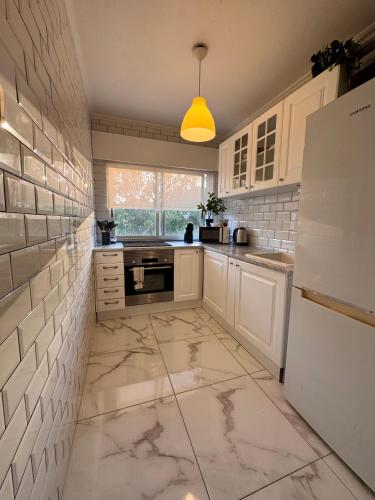 2BR Estoril Apartment Near Beach Cascais
