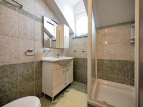 Apartment Stefani - two bedroom apartment with balcony and sea view A6