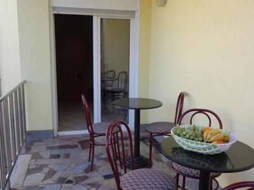 Apartments Popi - One bedroom apartment with balcony 6