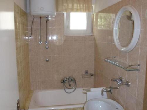 Seaview Family Apartment with Grand Terrace-Three Bedroom Apartment