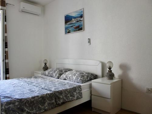 Apartments Jozo Ba ka Voda - One Bedroom Apartment with Balcony and Mountain View