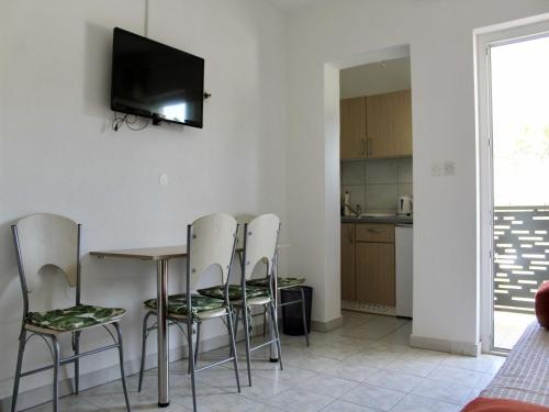 Apartments Jozo Ba ka Voda - One Bedroom Apartment with Balcony and Mountain View