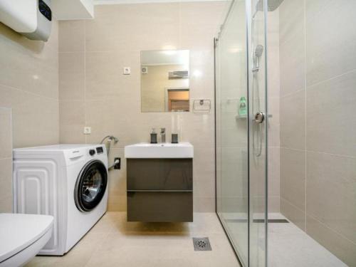 Luxury Apartment on the Main Beach - One bedroom Apartment