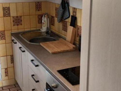 Three Bedroom Apartment With Balcony and View Snoopie
