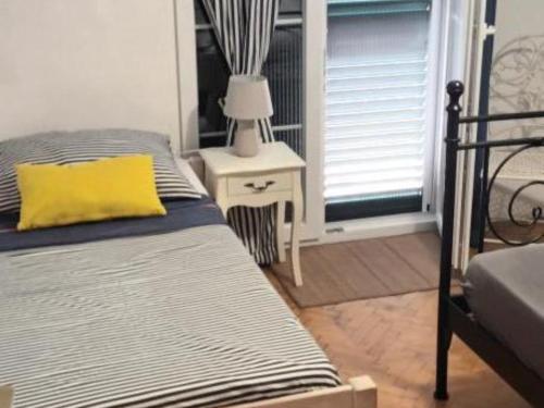 Three Bedroom Apartment With Balcony and View Snoopie