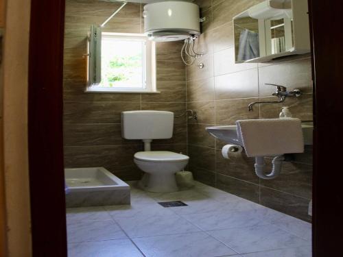Apartments Jozo Ba ka Voda - Comfort One Bedroom Apartment with Balcony and Mountain View