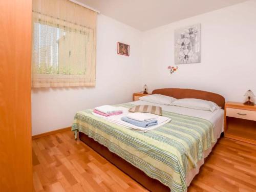 Aurel Suites- One Bedroom Apartment with Balcony
