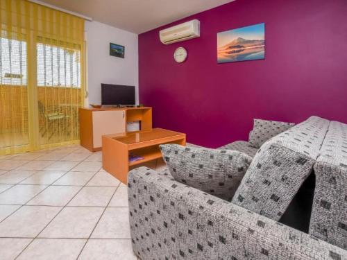 Aurel Suites- Classic Two Bedroom with Balcony