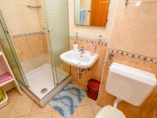 Aurel Suites- Comfort One Bedroom with Balcony