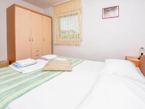 Aurel Suites- Comfort One Bedroom with Balcony