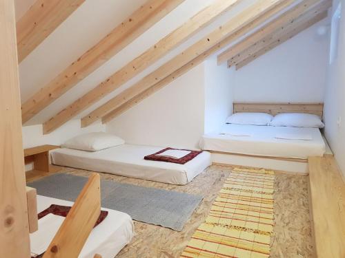 Apartments Trojanovi - Duplex Studio Apartment with Terrace