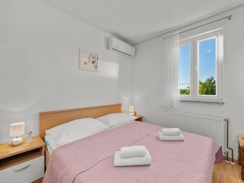Holiday Home Marija - Three Bedroom Holiday Home with Private Pool and Terrace