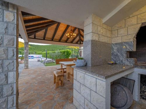 Holiday Home Marija - Three Bedroom Holiday Home with Private Pool and Terrace