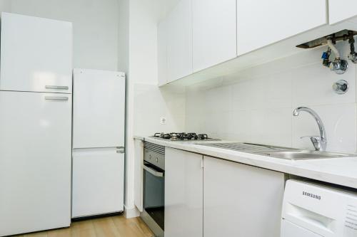 Ourique Charm Studio - Near the Market & Metro