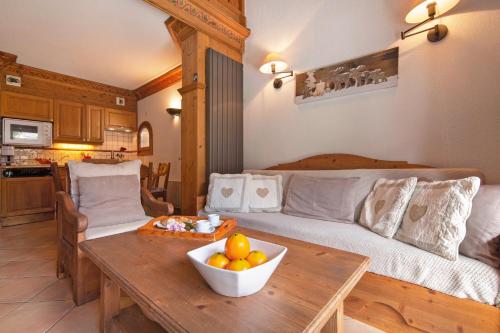 Le Cristal Lognan 7 Mountain View - Happy Rentals