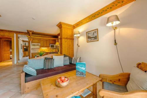 Le Cristal MB6 View, Pool, Private Sauna, Parking & WiFi - Happy Rentals