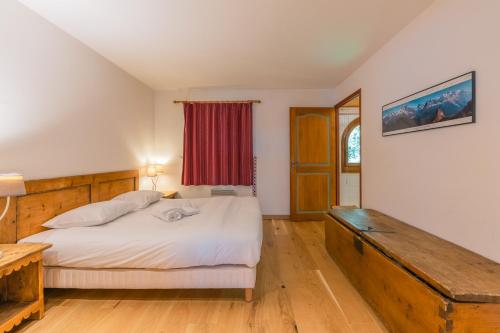 Le Cristal MB13 Mountain View, Pool, Parking & Free WiFi - Happy Rentals
